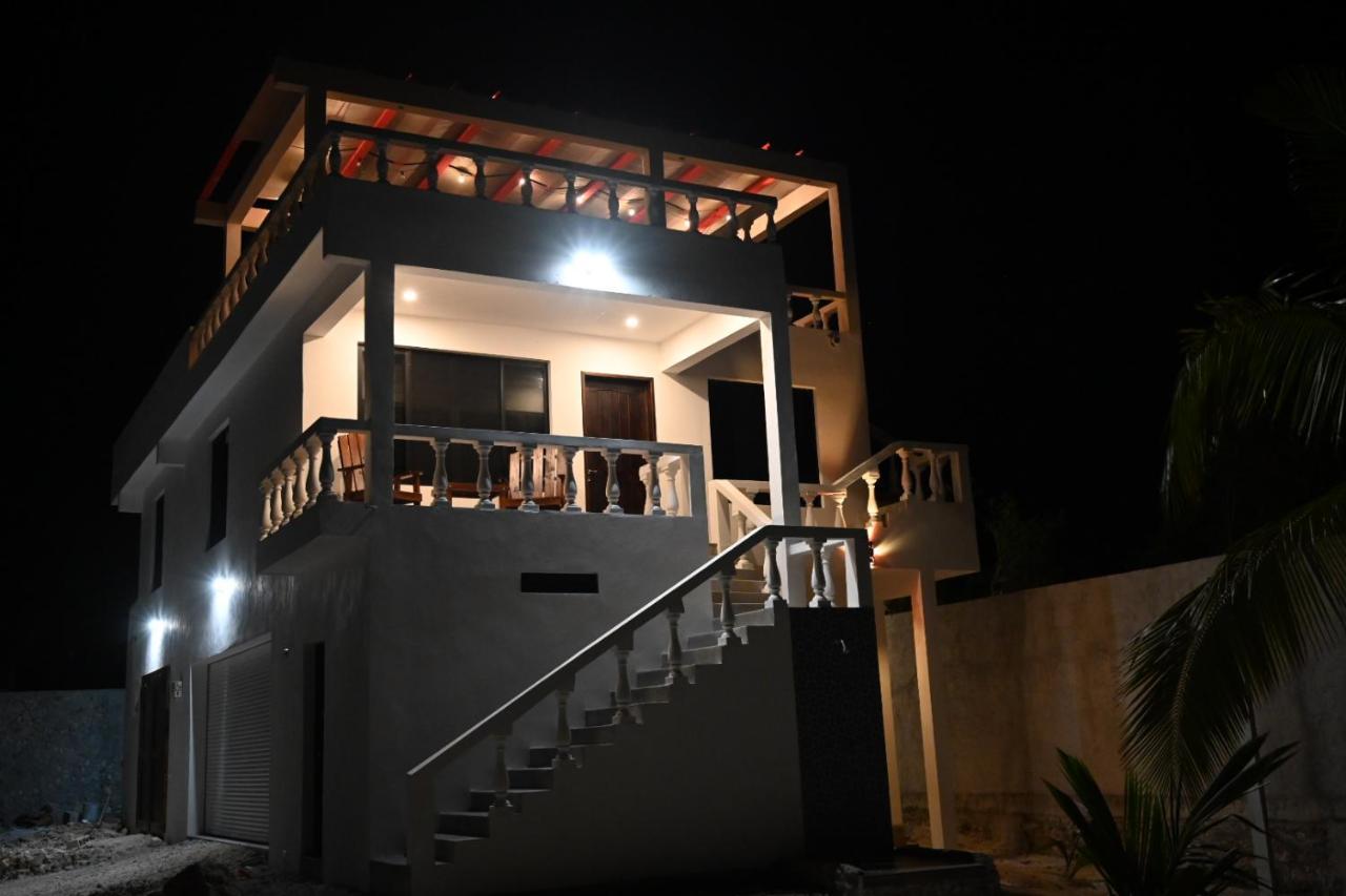 La Casa Del Mexicano Celestun Exteriör bild